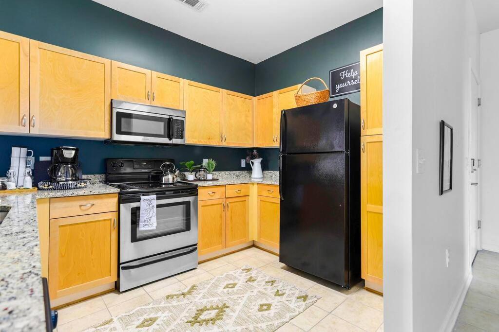 Entire Condo - Urban Safari In The Heart Of Atl Атланта Екстер'єр фото